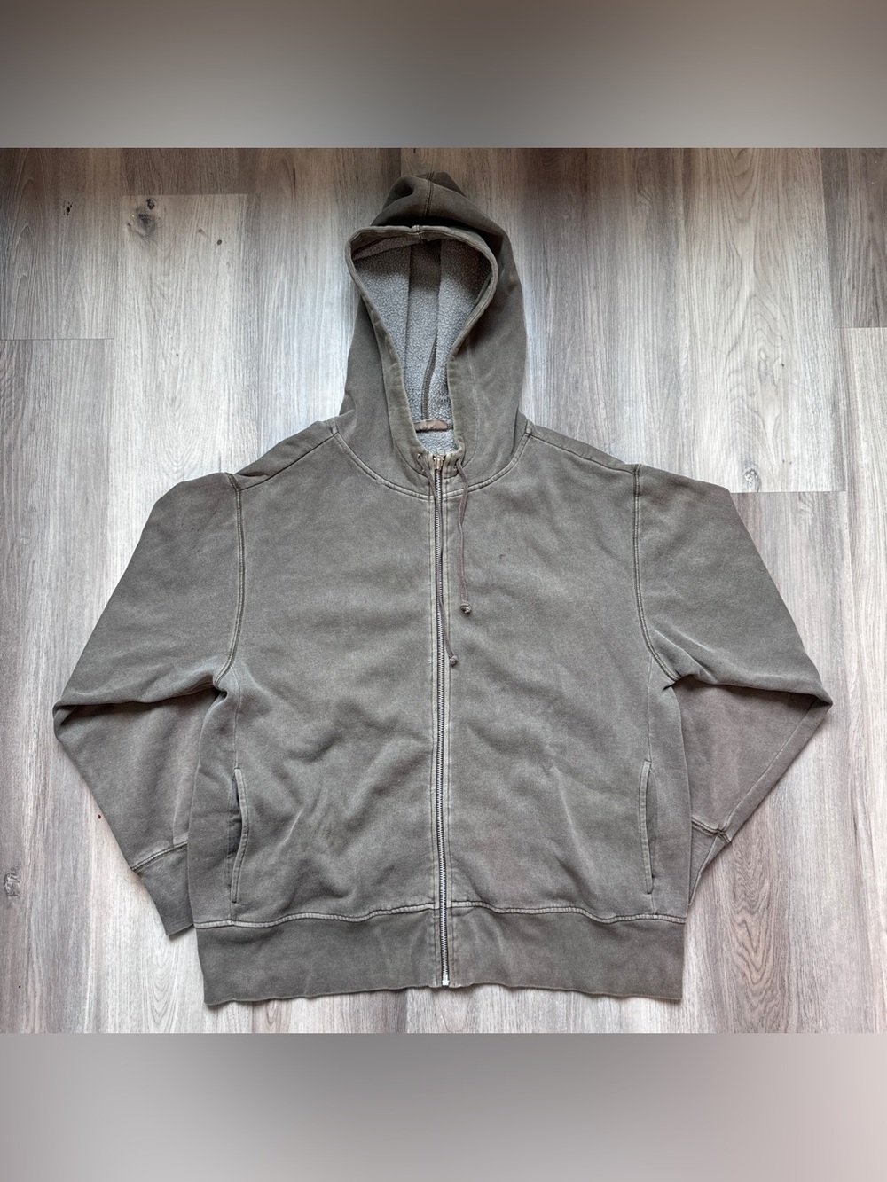Badge Faded  Green Long Sleeve Hoodie Zip Up Oversized Size Large Skater Grunge